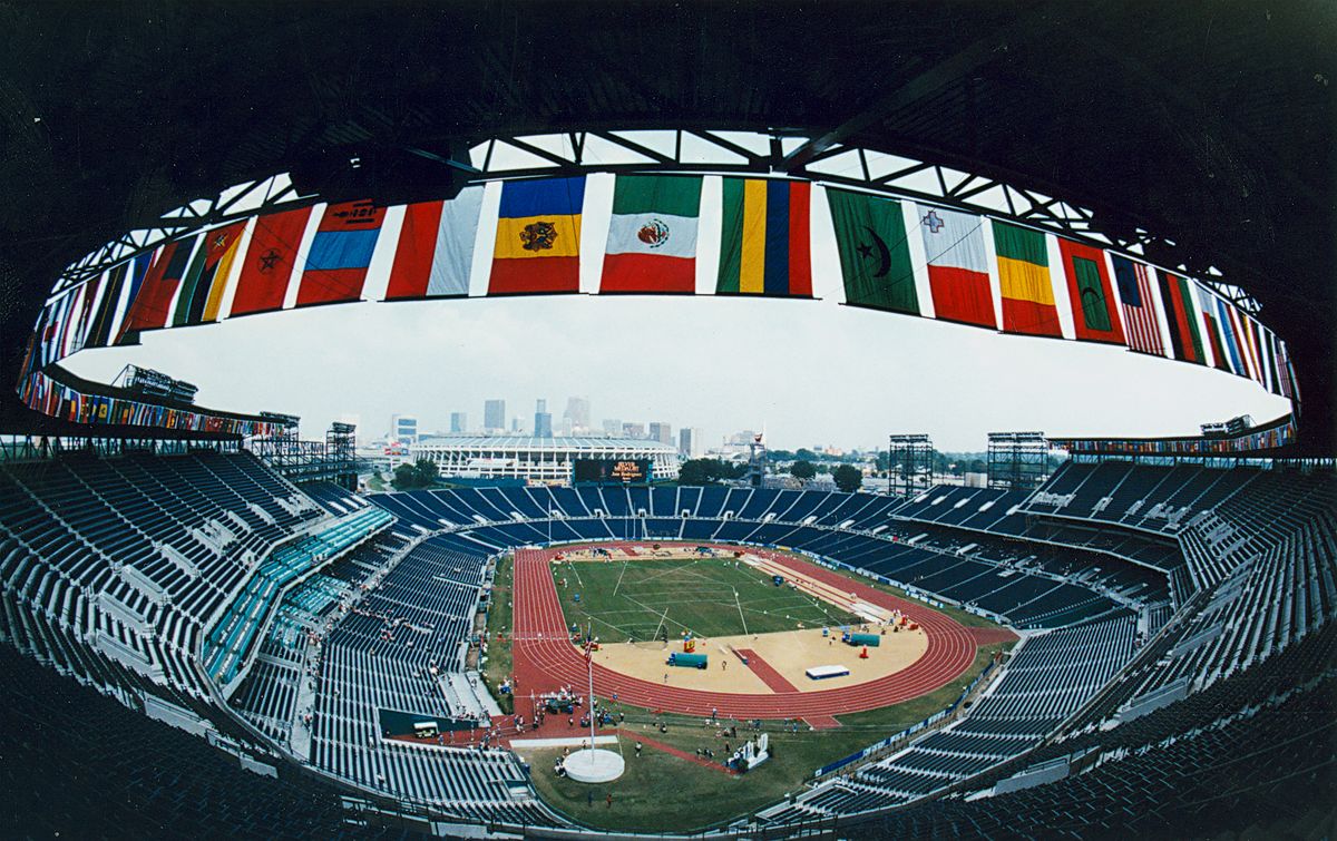 Athletics_venue_during_the_1996_Paralympic_Games.jpg